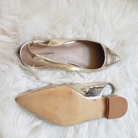 Tedi-pu Pointed toe flat. - Picture 4 of 8